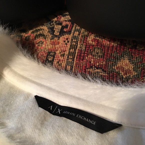 Armani Exchange sweater . - Picture 4 of 7